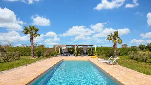 Stilvolle Finca mit großem Pool in ruhiger Lage nahe Es Trenc