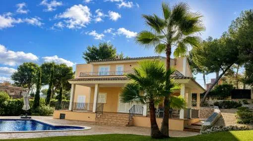 Haus zur Vermietung in Costa de la Calma – mit Pool und gepflegtem Garten von November 2026 bis März 2027
