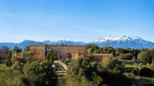 Historisches Landgut nahe Sineu mit rund 76 Hektar Grundstück. Kaufen