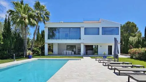 Modern villa with pool between Portopetro and Cala d'Or
