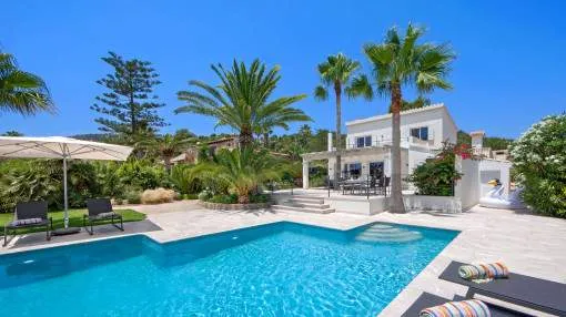 High-quality villa with harbour views and holiday rental licence in Puerto Andratx