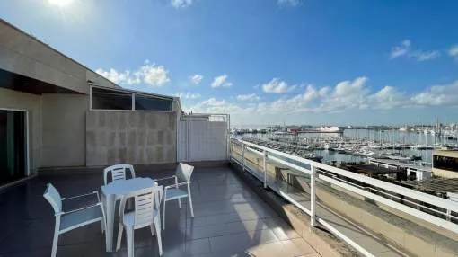 Wunderschönes Penthouse mit Meerblick am Paseo Maritimo Wunderschönes Penthouse mit Meerblick am Paseo Maritimo