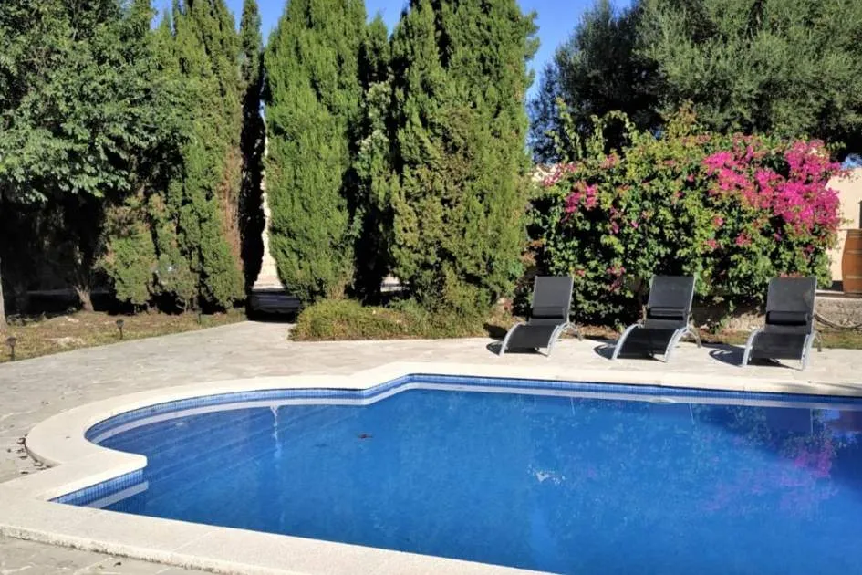 Bezugsfertiges Landhaus mit Pool in Artà zur Miete