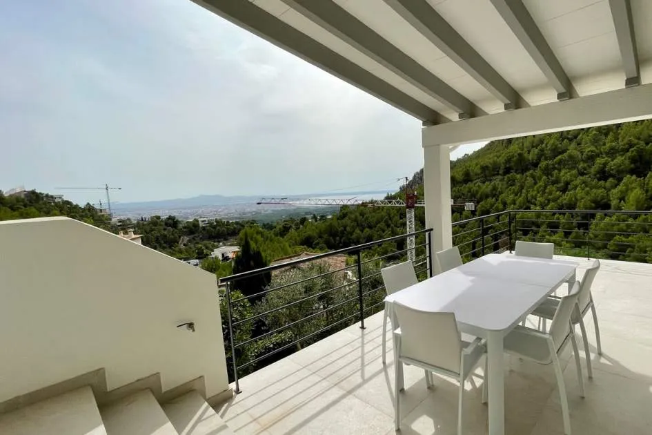 Mediterrane Villa mit faszinierendem Berg-, Stadt- und Meerblick in Son Vida