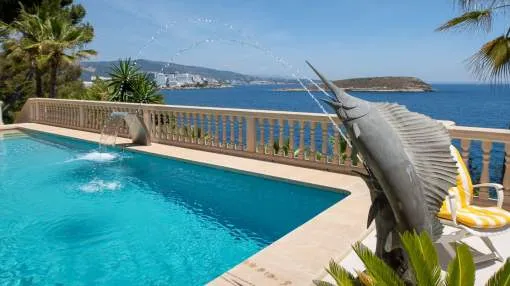 Beeindruckende Luxusvilla in erster Meereslinie und direktem Meerzugang in Cala Vinyes
