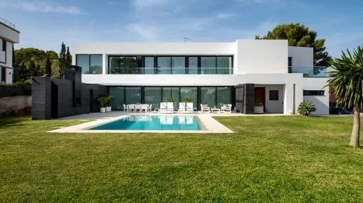 Neue Luxus-Villa in Palmanova