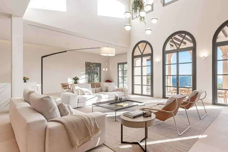 Atemberaubende Meerblick-Villa im modernen mediterranen Stil in Port Andratx