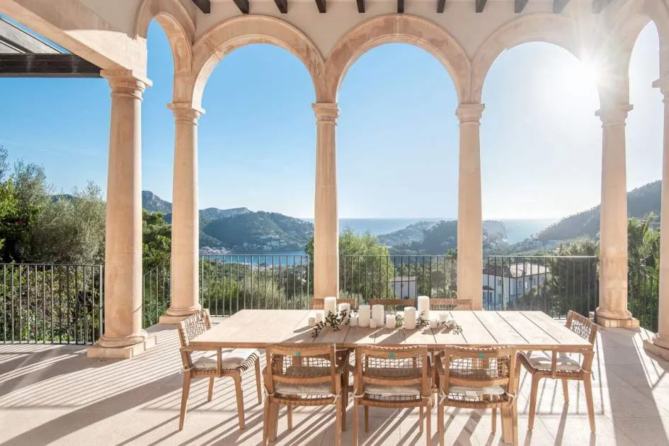 Atemberaubende Meerblick-Villa im modernen mediterranen Stil in Port Andratx