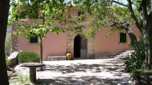 Tolles Anwesen aus 15. Jahrhundert in Escorca auf einem Grundstück ca. 250.000m2
