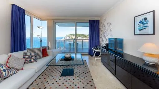 Gepflegtes Apartment in hervorragender Lage mit herrlichem Meer- und Hafenblick in Puerto de Sóller
