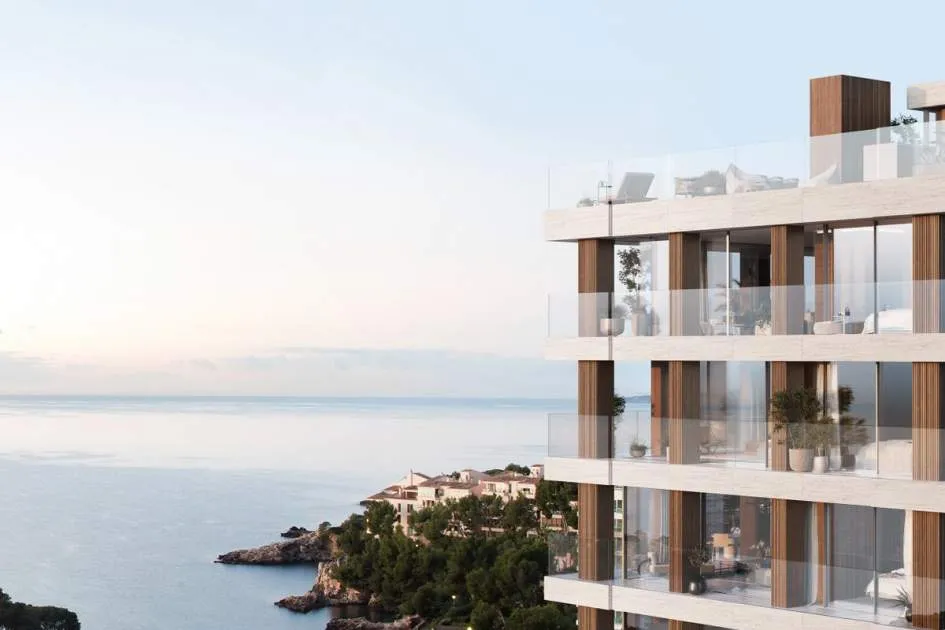 Neugebaute Luxuswohnung mit privatem Pool und Meerblick in Bendinat