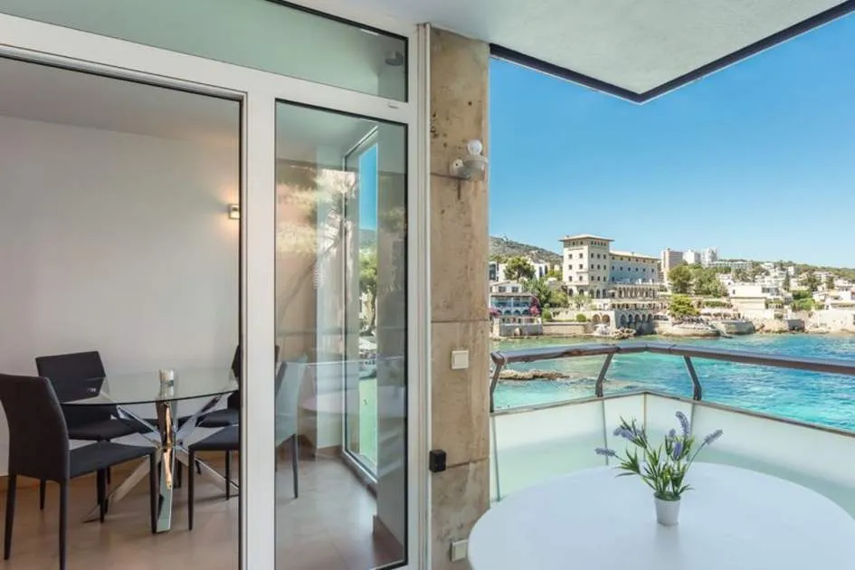 Spektakuläre Wohnung mit zwei Schlafzimmern und Blick aufs Meer