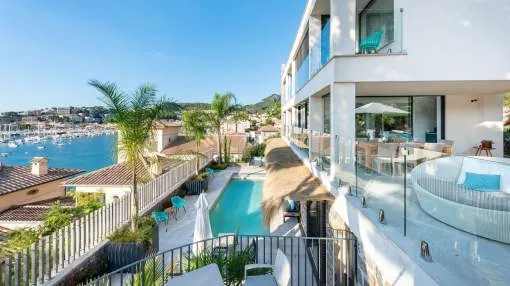 Beeindruckende moderne Villa im Herzen von Puerto de Soller mit Meer- und Hafenblick