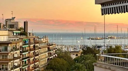 Elegantes, renoviertes Apartment mit 2 Schlafzimmern in bester Lage von Paseo Mallorca