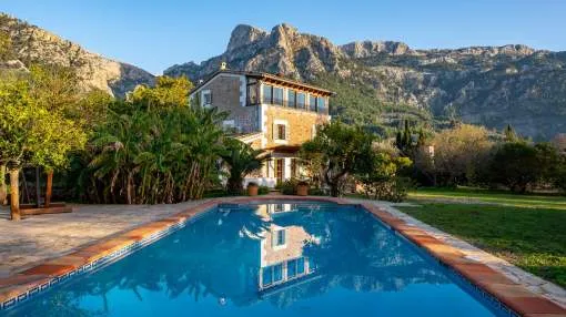 Einmaliges Anwesen mit Pool und Gästehaus in Soller auf der Westküste Mallorcas