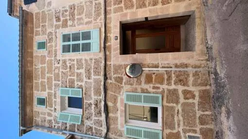 Charmantes Stadthaus mit 3 Schlafzimmern in Alcudia zur Kurzzeitmiete in der Hochsaison