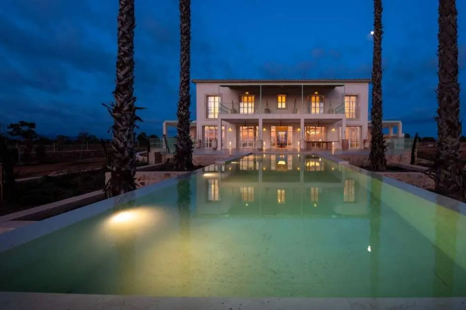 Designer Finca mit Meer-, Weit-, und Cabrerablick 