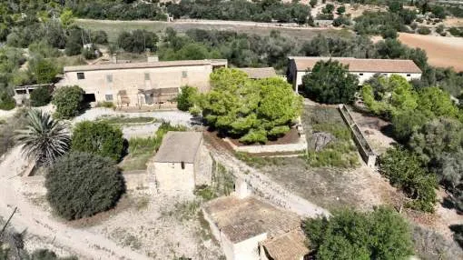 Authentisches Landgut mit Entwicklungspotenzial im Herzen Mallorcas in Porreres Authentisches Landgut mit Entwicklungspotenzial im Herzen Mallorcas in Porreres