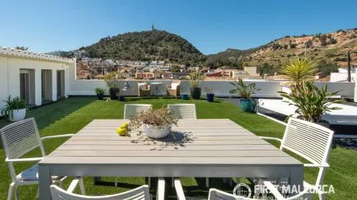 Einzigartige Loft-Immobilie mit spektakulärer 360°-Terrasse in Génova