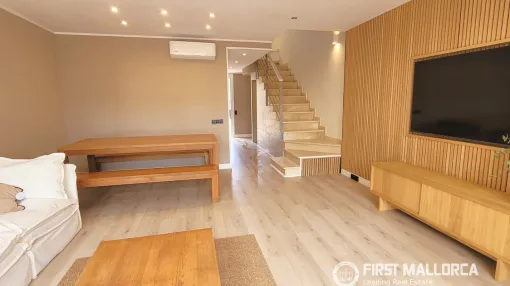 Charmantes Triplex mit Terrasse und Pool in exklusiver Wohnanlage