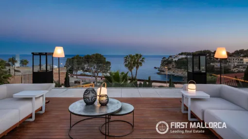 Wunderschöne, qualitativ hochwertige Villa in Sol de Mallorca mit Meerblick