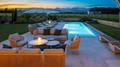 Großzügige moderne Finca in Weinlage nahe Binissalem