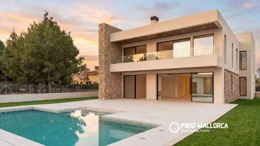 Atemberaubende neu gebaute freistehende Villa in Llenaire, Puerto de Pollença zu verkaufen