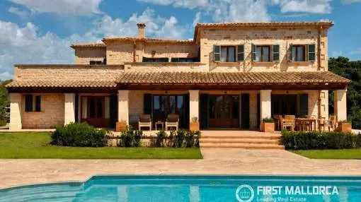 Exklusive Finca mit Panoramablick und großem Potenzial bei Ses Salines