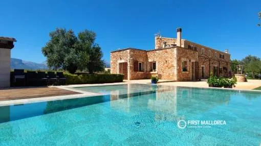 Authentische Luxus-Finca in Binissalem – Verfügbar bis Oktober