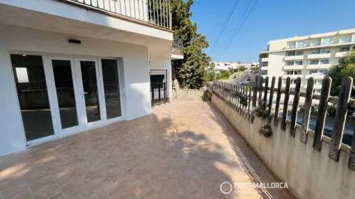Komplett renovierte Erdgeschosswohnung nur wenige Schritte vom Meer entfernt in Portocolom