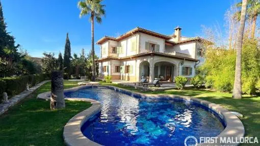 Exklusive mallorquinische Villa in Consell mit privatem Pool, schönem Garten und Garage
