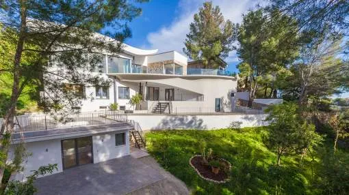 Außergewöhnliche Neubauvilla mit Gästeapartment nahe Palma Außergewöhnliche Neubauvilla mit Gästeapartment nahe Palma