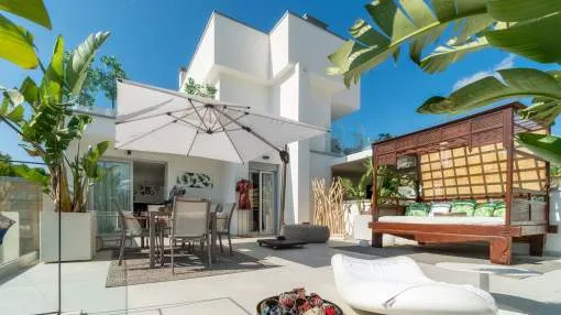 Exklusives Apartment mit großer Terrasse in strandnaher Residenz