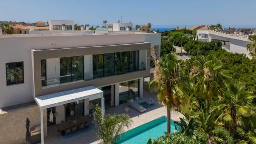Luxusvilla mit Meerblick