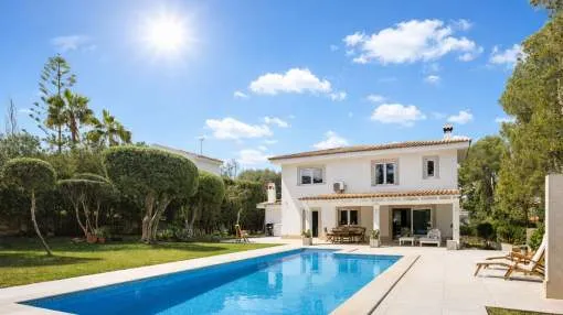 Komfortable Villa in ruhiger Lage mit Lizenz zur Ferienvermietung