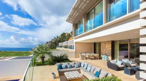 Exklusive Meerblick-Villa mit Privatpool in Luxusresidenz
