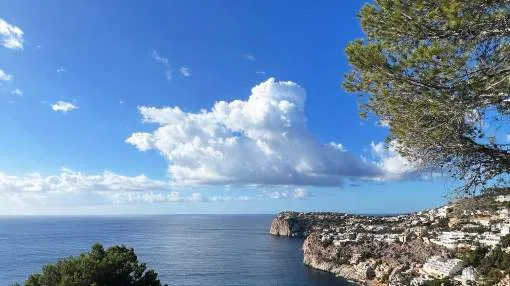Cala Llamp – Baugrundstück mit einzigartigem Meer- und Panoramablick