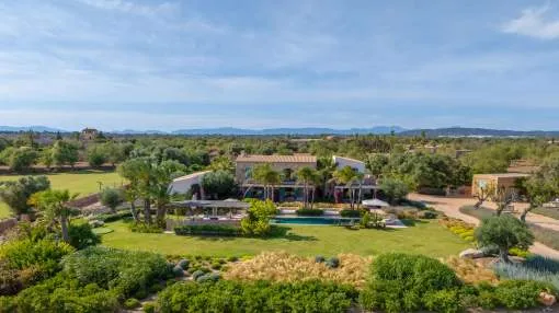 Einzigartiges Fincaanwesen mit Privatgolfplatz, Gästehaus und höchstem Wohnkomfort nahe Einzigartiges Fincaanwesen mit Privatgolfplatz, Gästehaus und höchstem Wohnkomfort nahe