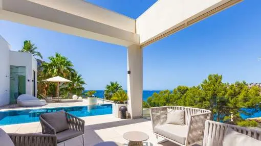 Cala Llamp: Neubau-Villa mit fantastischem Meerblick