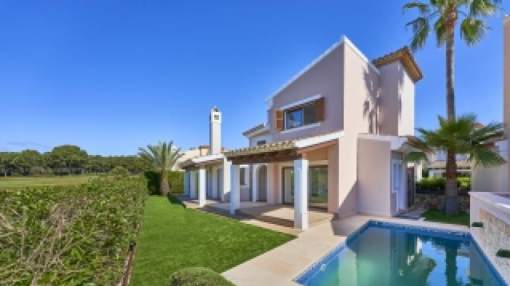 Freistehende Villa mit privatem Garten und Pool in Santa Ponsa Nova
